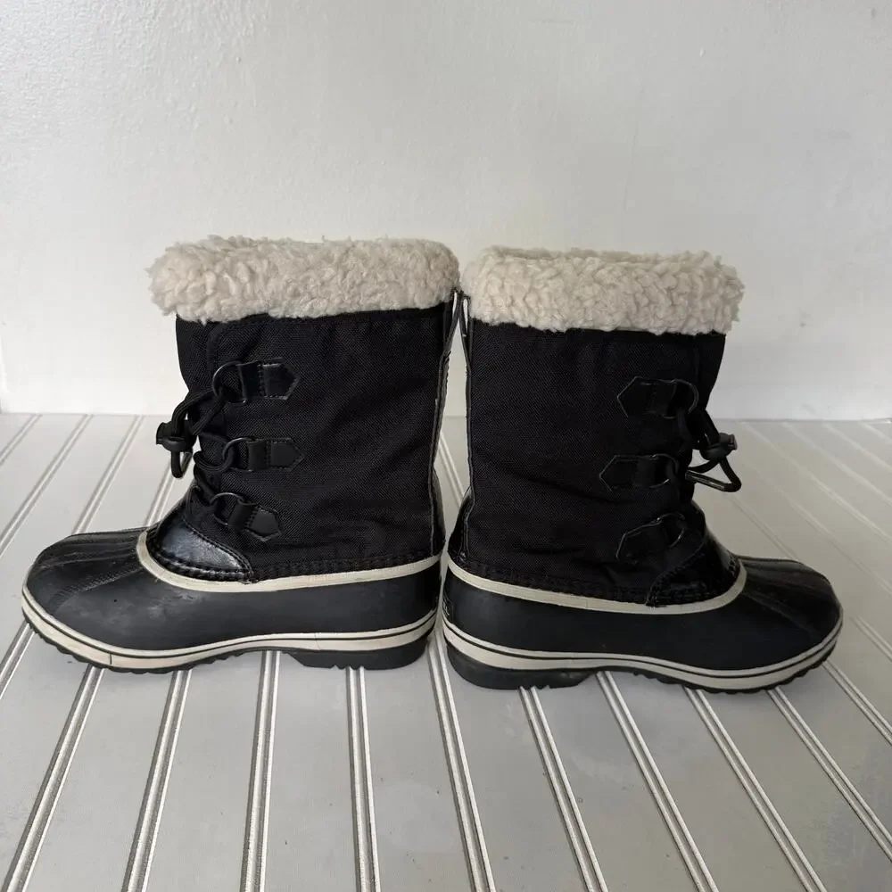 Sorel youth size 4 cream-colored sherpa black waterproof nylon snow boots